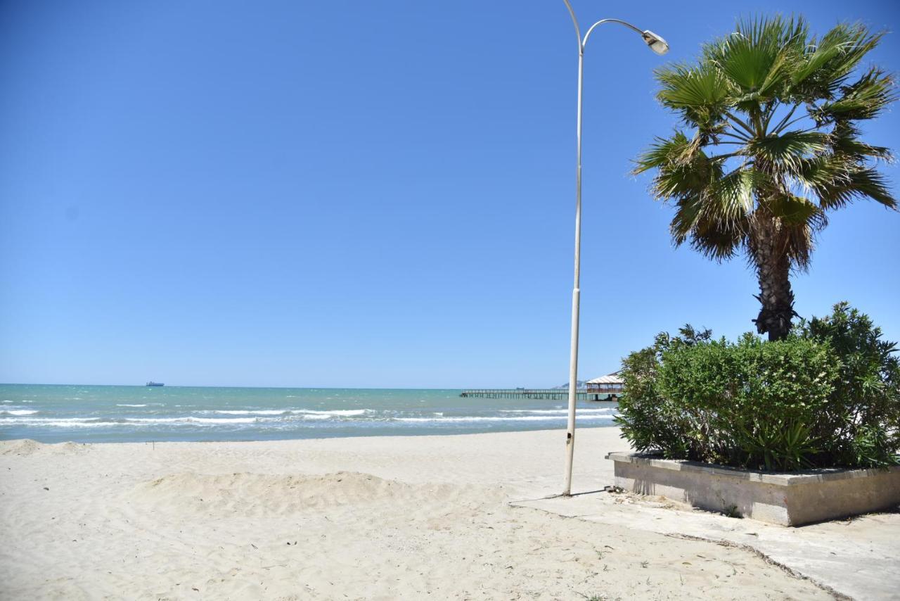 Ujvara Hotel Golem  Ngoại thất bức ảnh